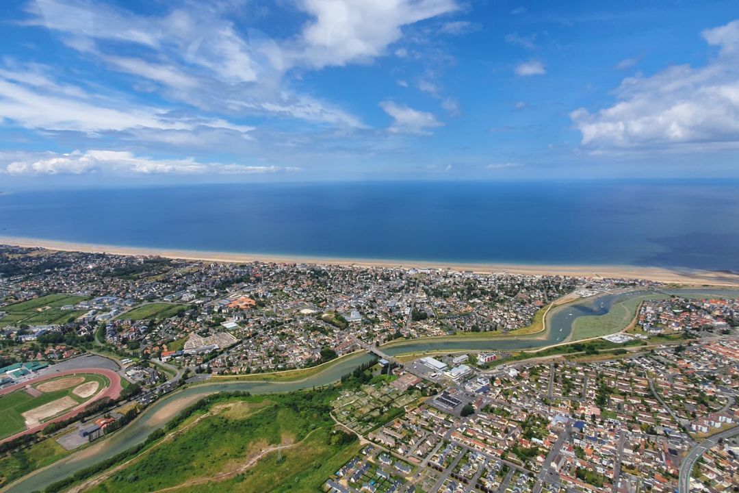 bapteme-helicoptere-deauville-cote-fleurie bapteme-helicoptere-deauville-cote-fleurie