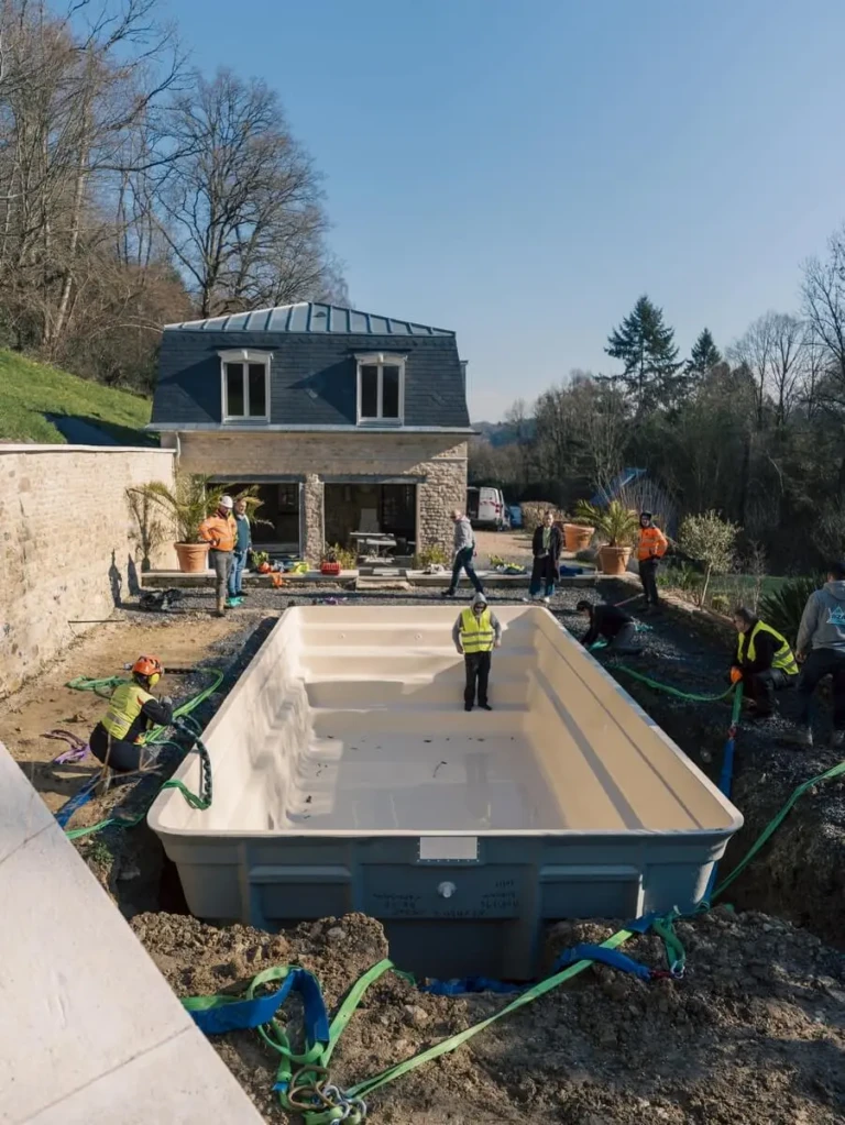 Piscine posée